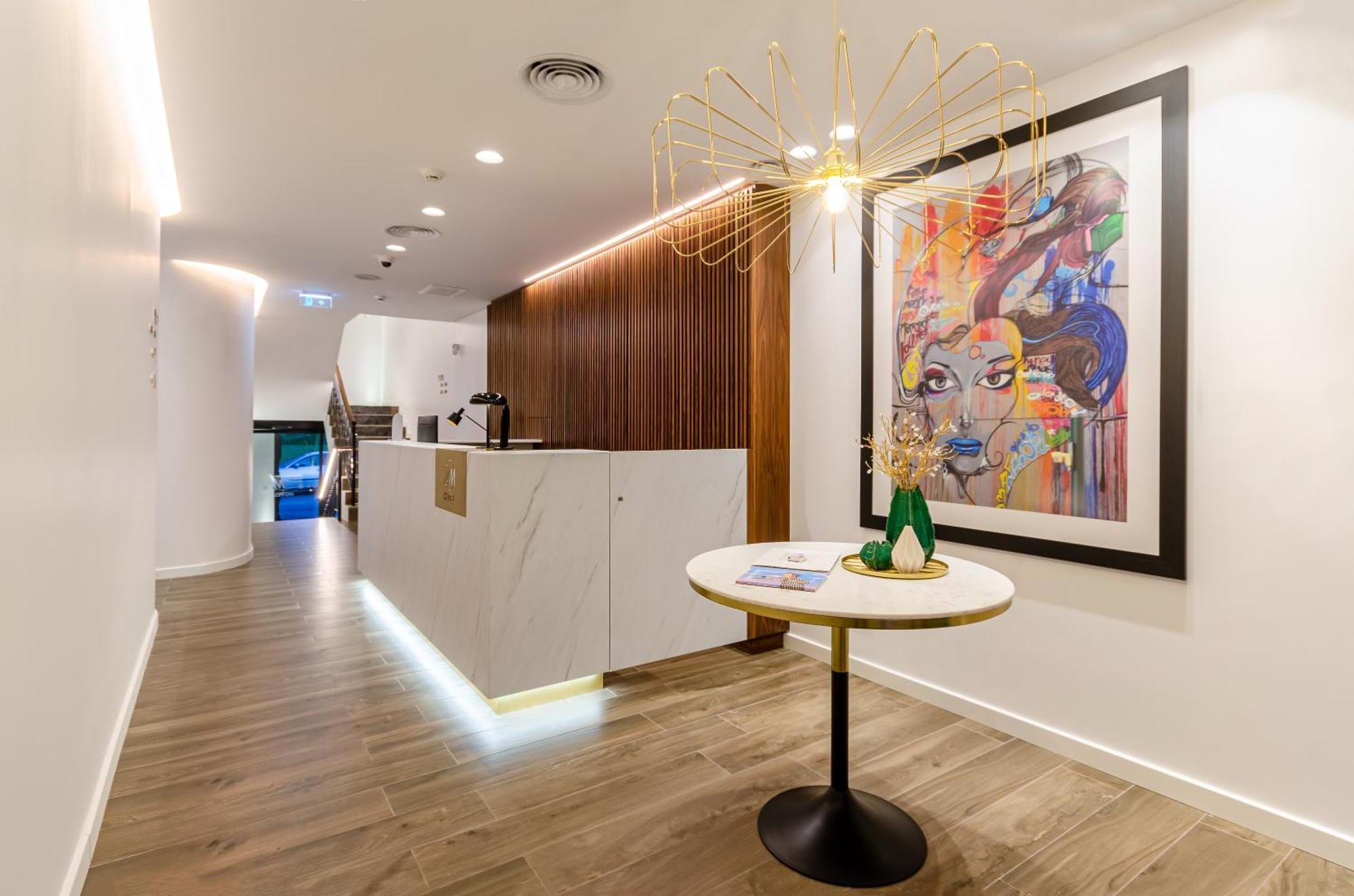 2M Boutique Hotel 몬티오 외부 사진
